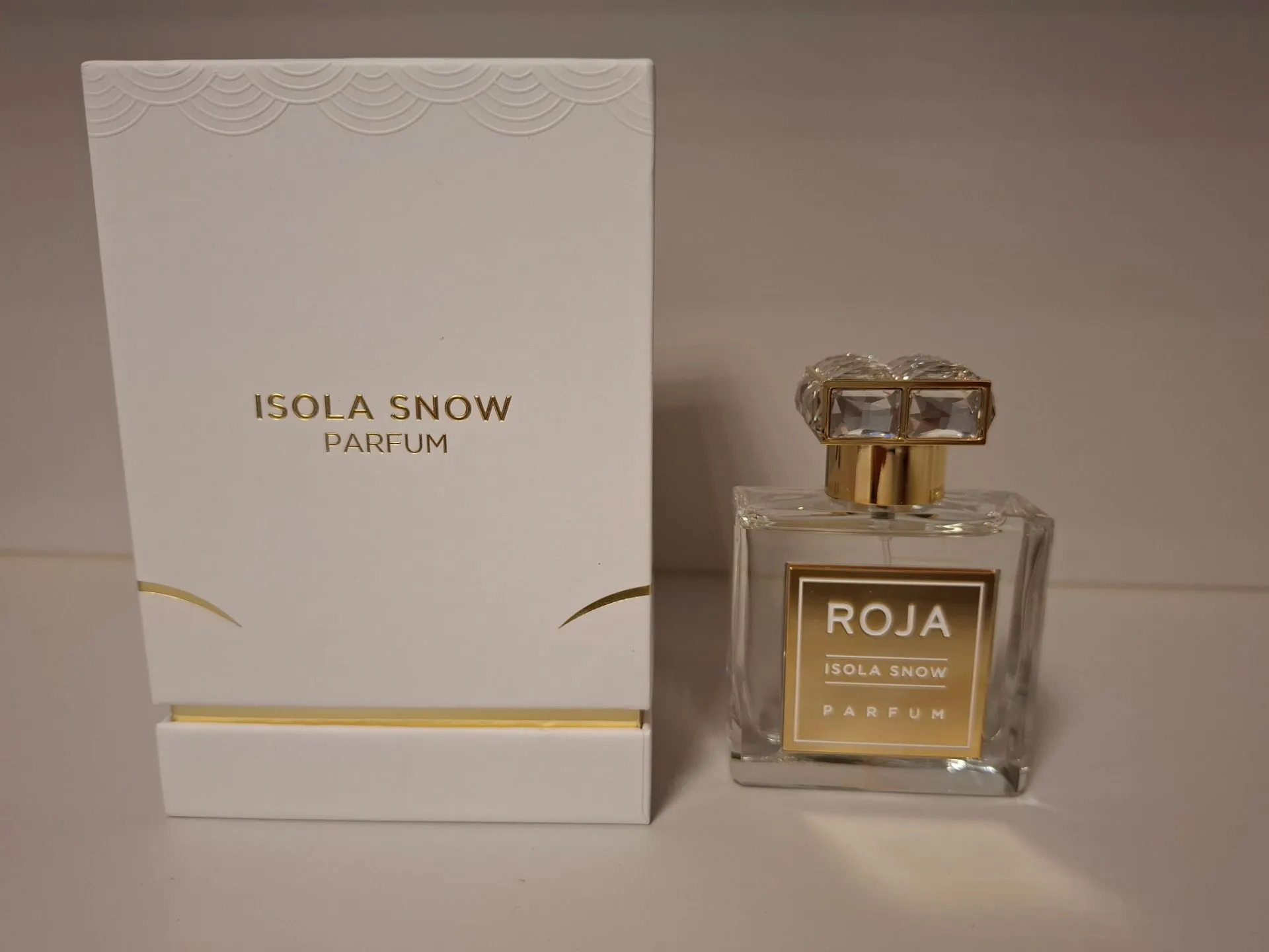 Roja - Isola Snow