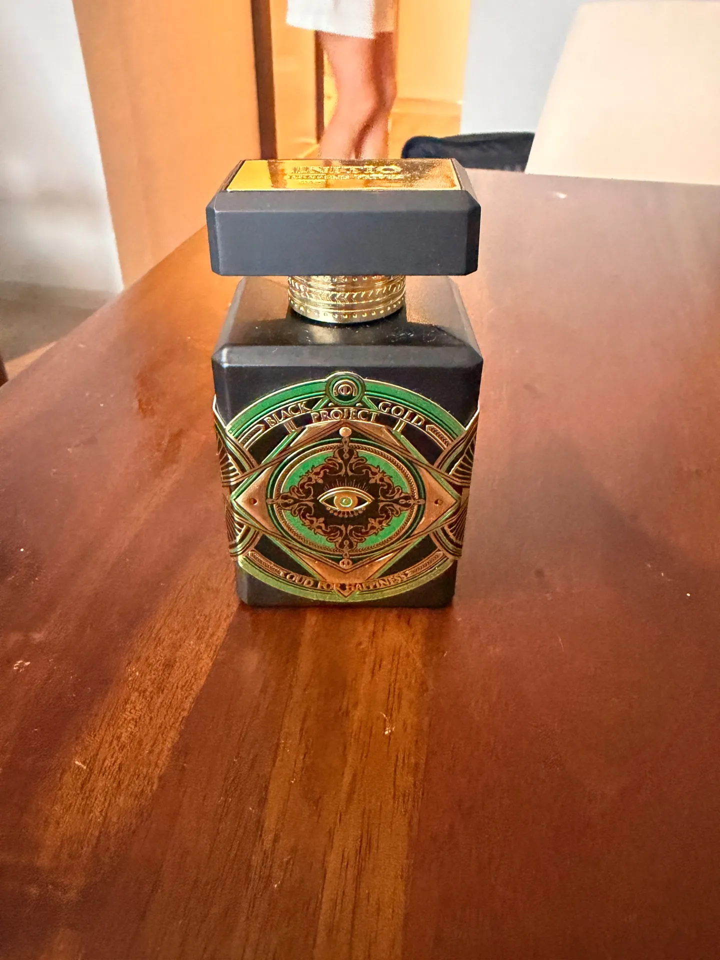Oud for Happyness