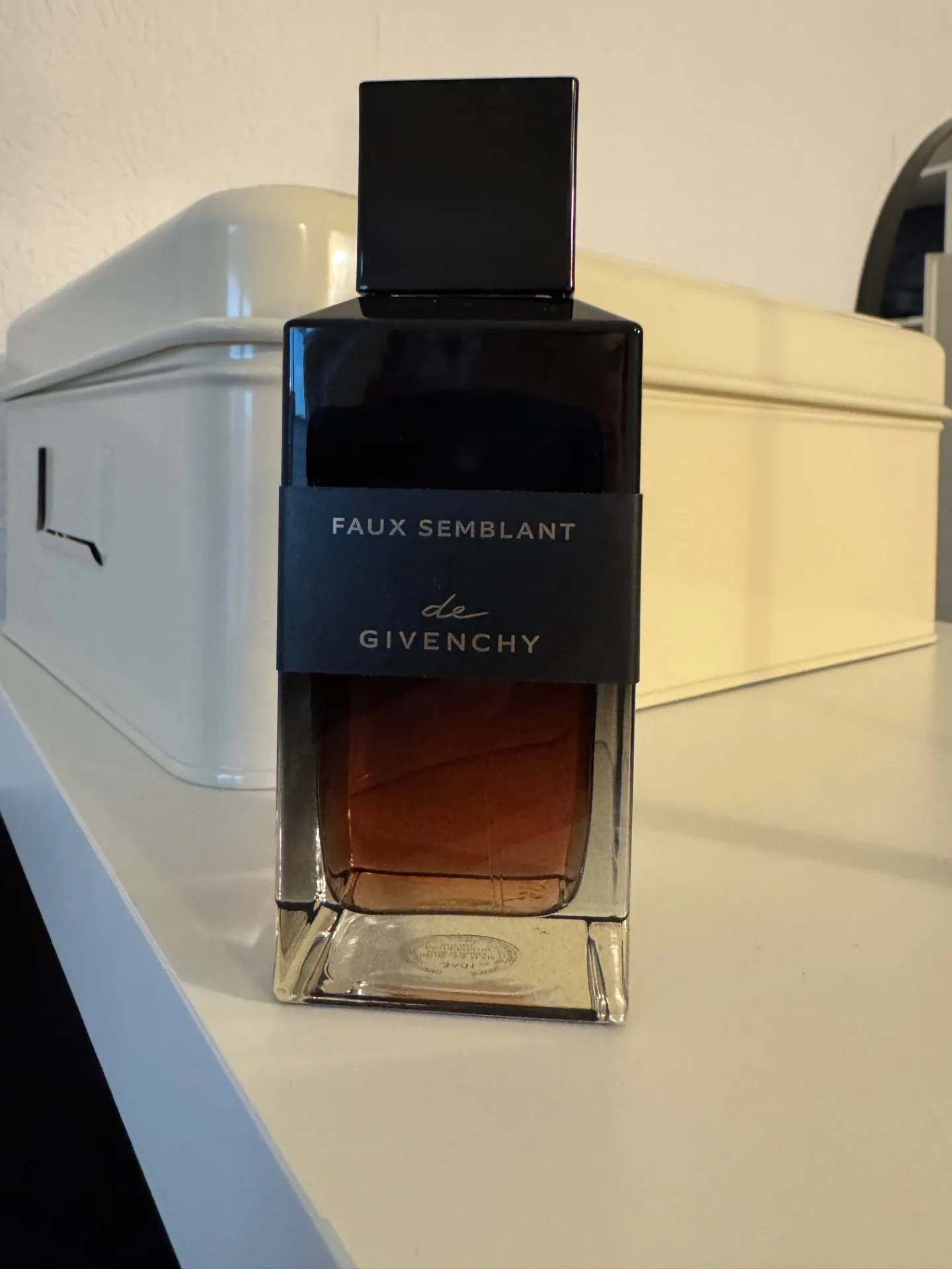 Faux Semblant